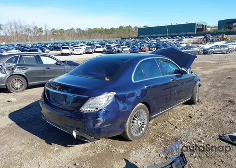 2015 Mercedes-Benz C 300 Luxury 4Matic из США, поврежденный, VIN 55SWF4KB4FU013650